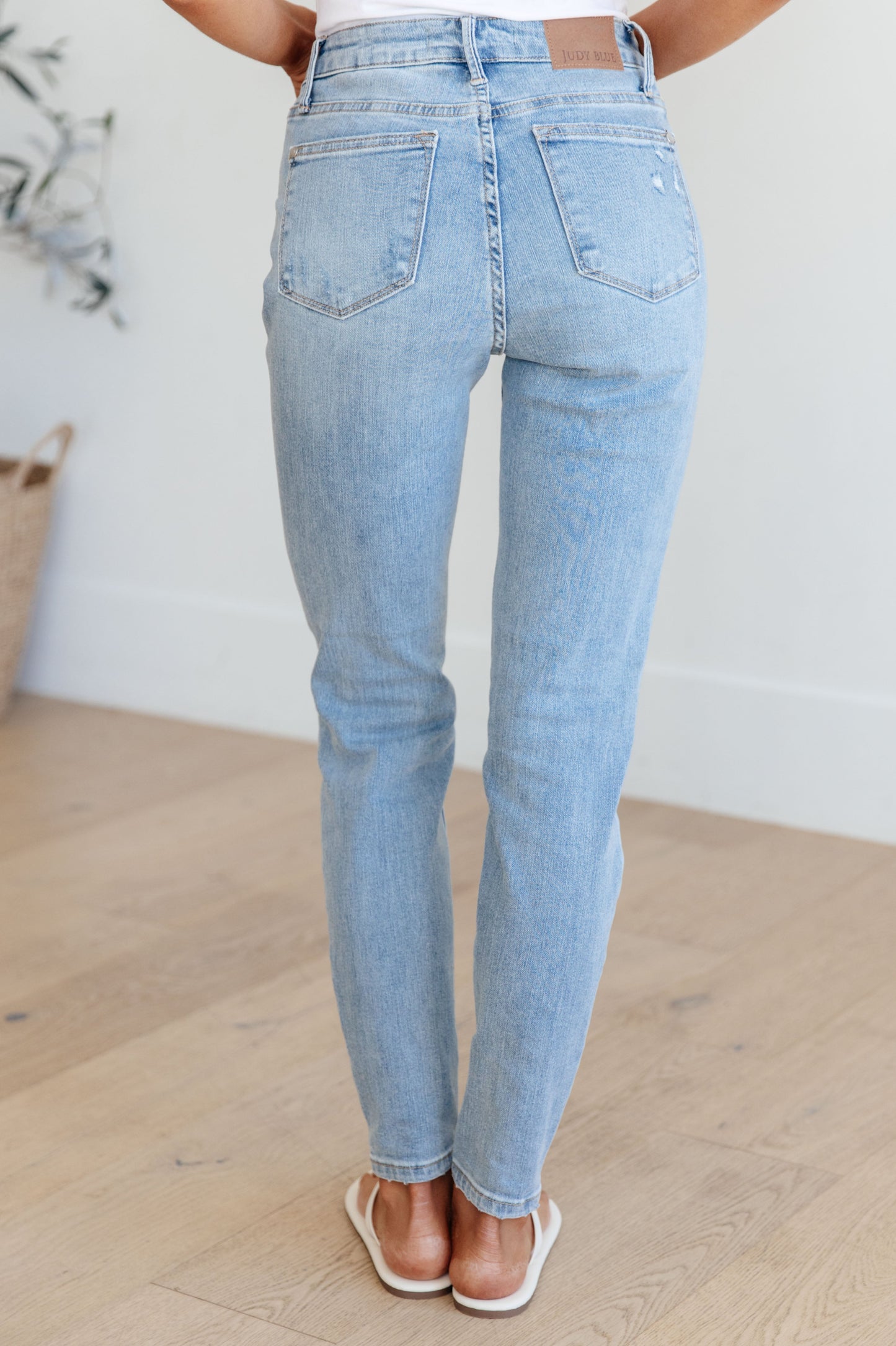Judy Blue Eloise Mid Rise   Distressed Skinny Jeans